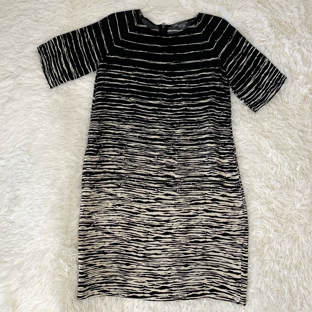 LIKE New, VINCE Black and Cream 100% Silk Shift with Pockets Dress, XS - Picture 16 of 16